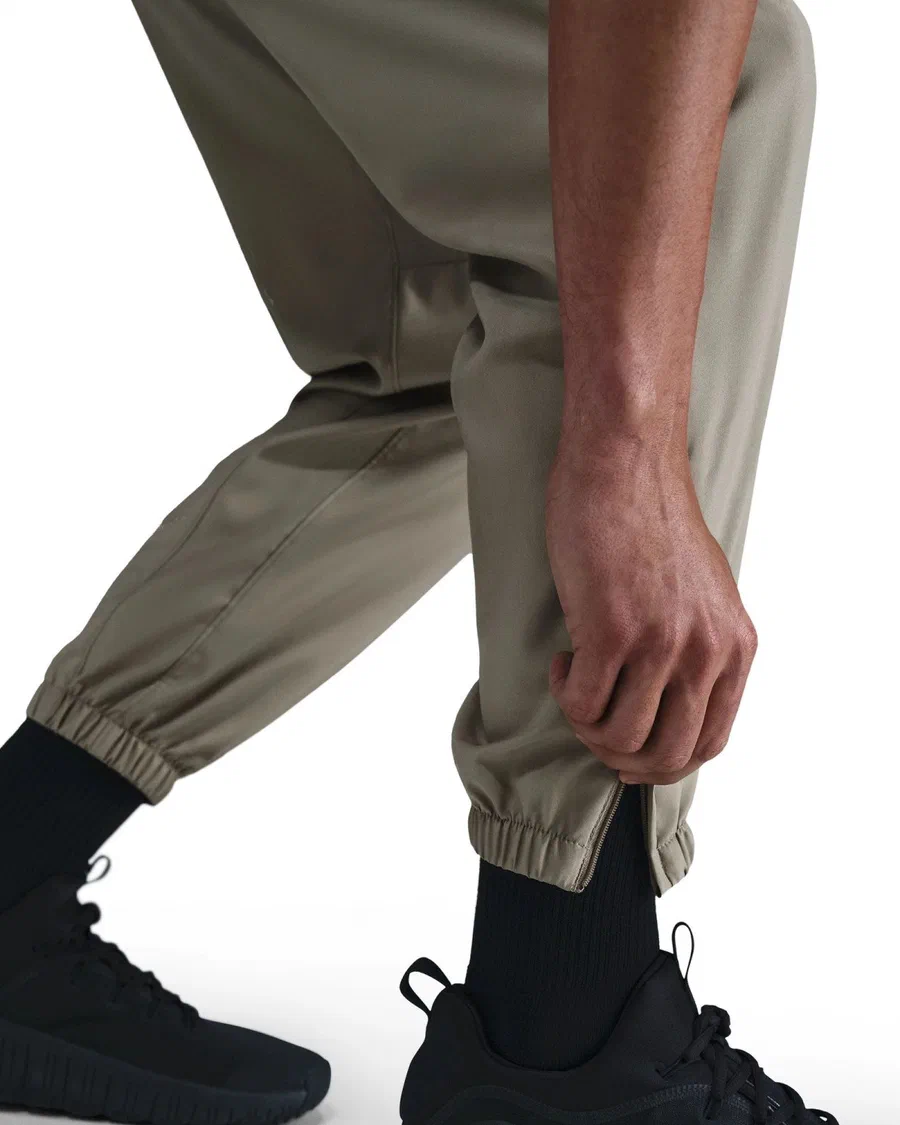 Bas élastique resserré sur le pantalon Nike Form